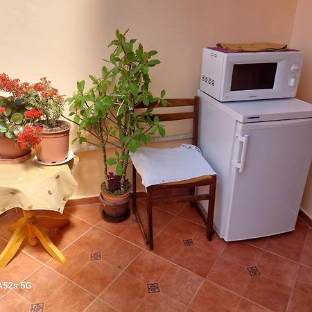 Homestay Kostadinov ポモリエ エクステリア 写真